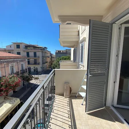 Διαμέρισμα Auletta Capo dʼOrlando